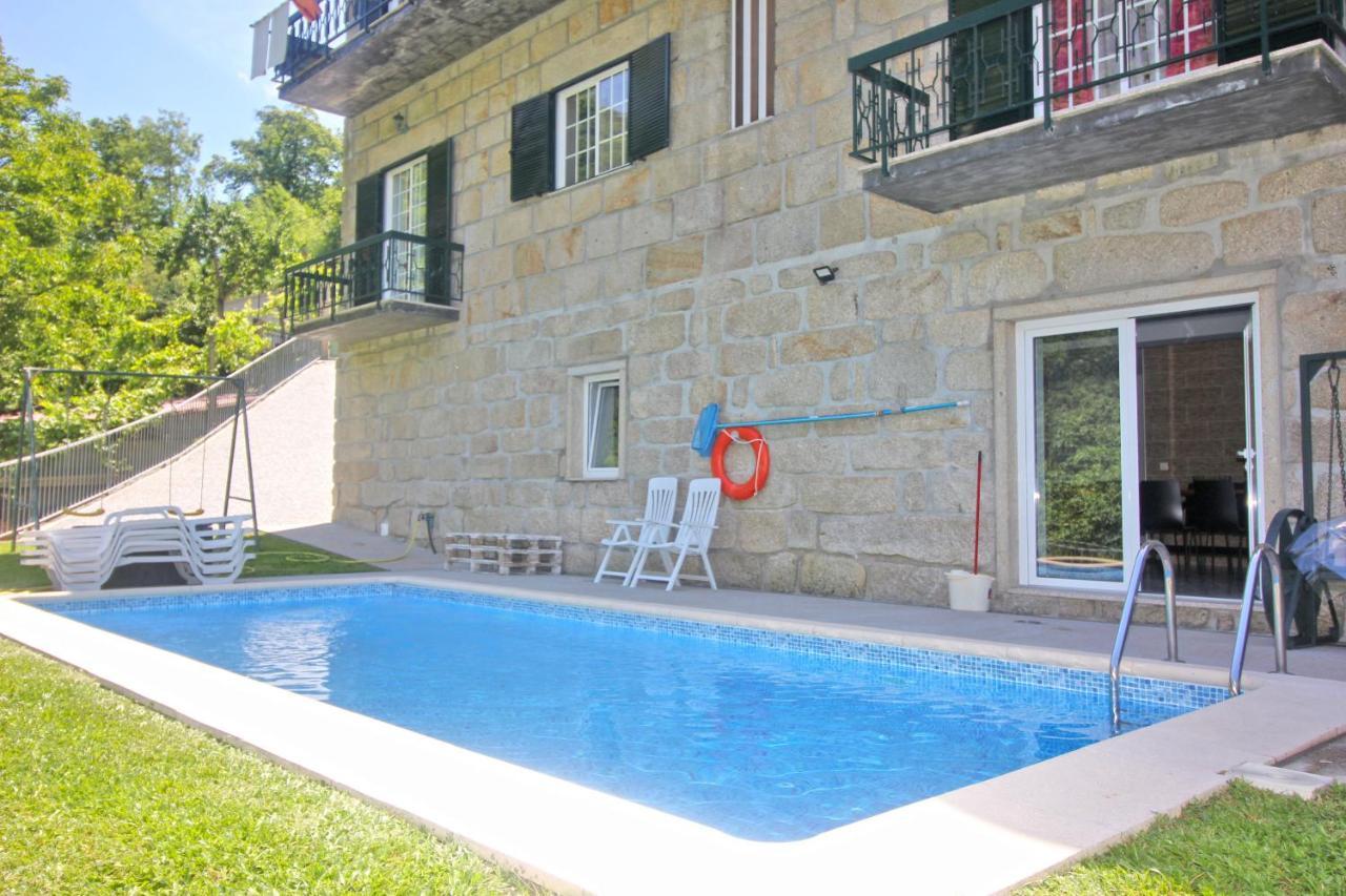 Casa Ferreira By Geres Casas Villa Terras de Bouro Rum bild